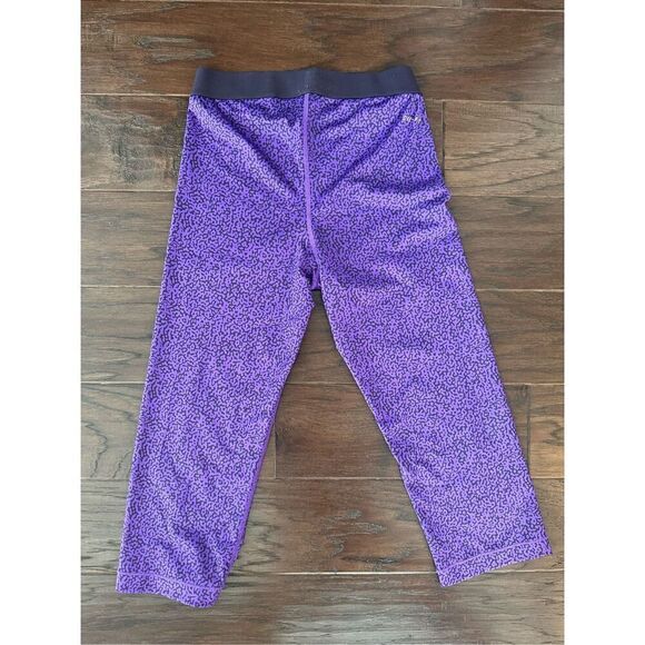 Nike Pro Dro Fit Leopard Cheetah Purple Capri Leggings - Picture 5 of 7